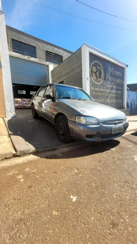 Ford Escort GL 1.8i 16V 4P 1998