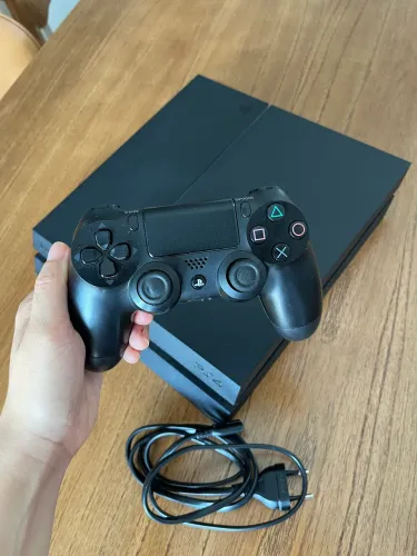 PS4 Fat 500GB + Controle Original DualShock 4 | Excelente Estado