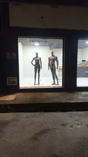 MANEQUINS MASCULINO E FEMININO