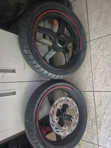 Dafra citycom300i rodas