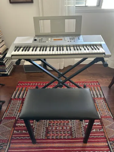 Banco para piano ou teclado preto