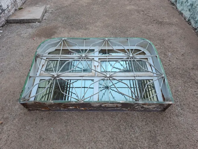 JANELA DE FERRO PARA BANHEIRO 