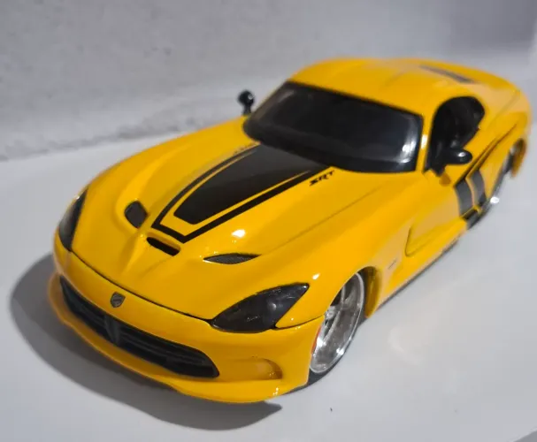 Miniatura Dodge Viper Srt 1:24