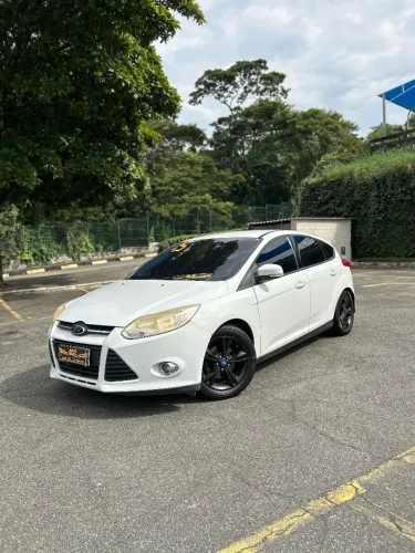 Ford Focus 1.6 S/1.6 SE Flex 16V 5P AUT 2015