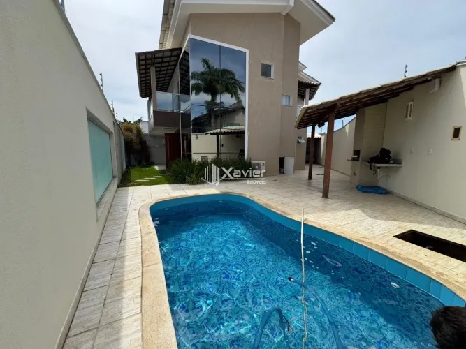 Casa de Alto Padrão com 4 Suítes, Piscina e Área Gourmet à Venda na Praia do Morro - Guara