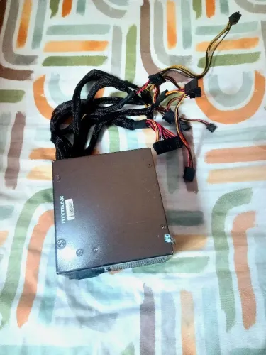 Fonte mymax 500w Aceito troca por RAM 8gb ddr4