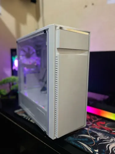 Gabinete Gamer Bluecase BG-019 Branco Mid Tower + 3 Fans Inclusas + Caixa