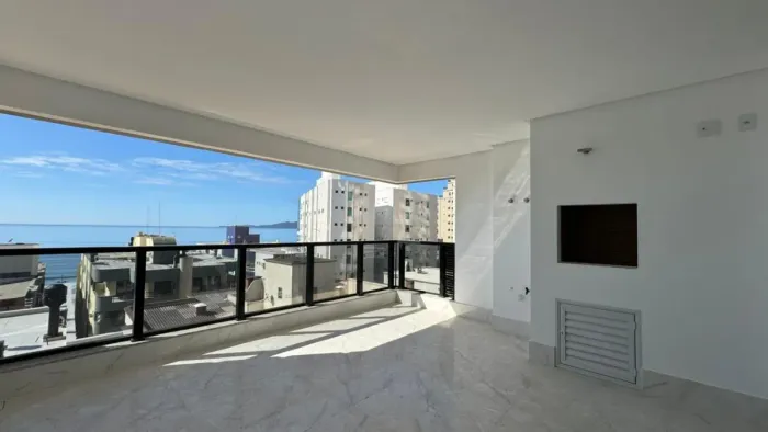 Apartamento exclusivo com 4 suítes no Edifício St. Clair no Centro de Itapema