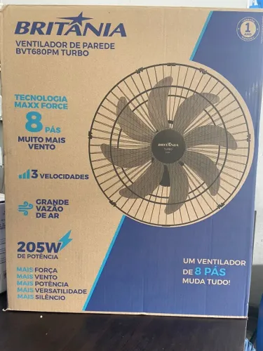 Ventilador de Parede Britânia 60cm - 8 Hélices, 200W, 3 Velocidades