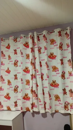 Cortina infantil de cachorrinhos à venda!