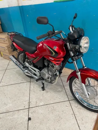 YBR 125 E