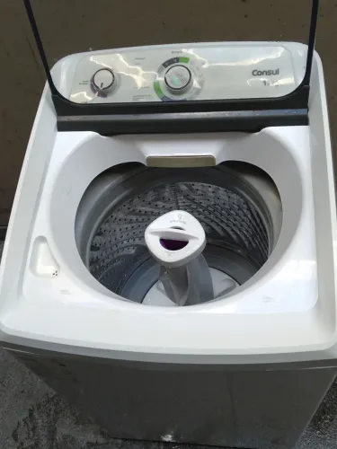 Máquina consul 11 kg semi nova revisada higienizada 