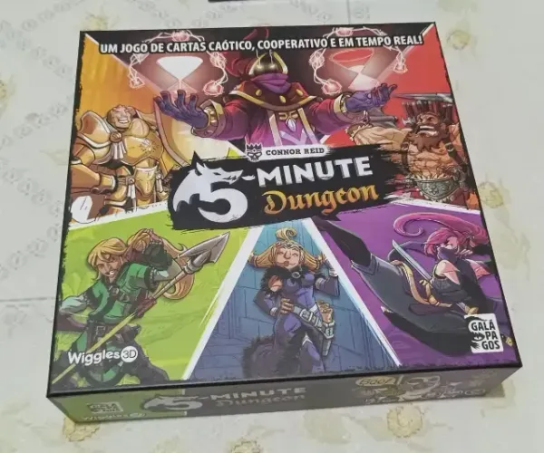 Jogo De Tabuleiro 5-minute Dungeon