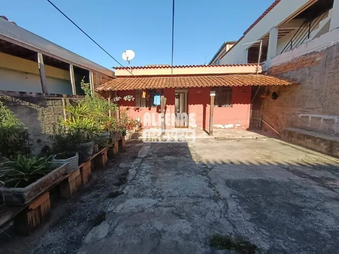 Casa à venda 2 quartos no Bairro FUNCIONARIOS