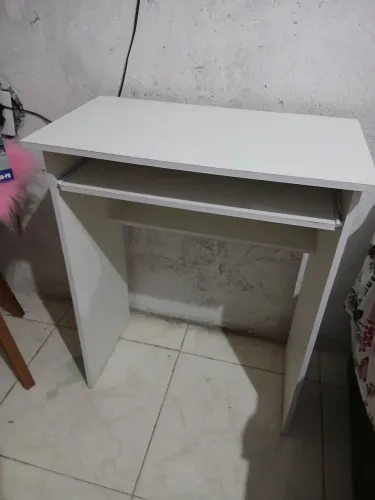 Escrivaninha de computador