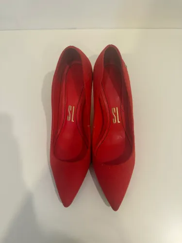 Scarpin Santa Lolla Vermelho 35