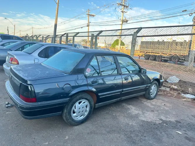 Chevrolet Monza GLS/ Hi-tech 2.0 EFI 2P E 4P (álcool) 1995