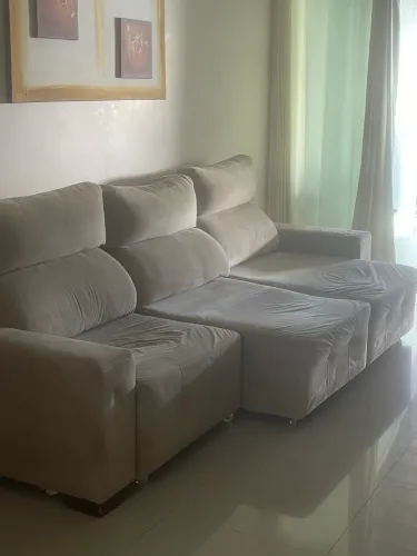 Sofá retrátil camurça sintético bege ?.