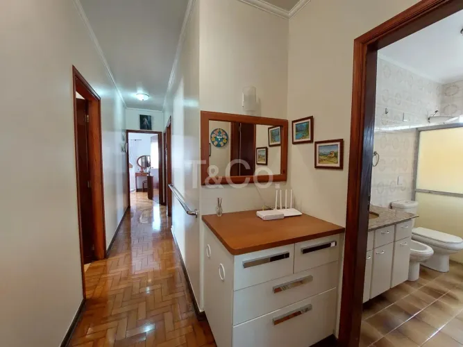 Casa Térrea Com Edícula À Venda, Parque Vivaldi Leite Ribeiro, Poços de Caldas.