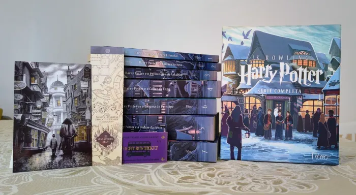 Box de Livros Harry Potter de J.K. Rowling Scholastic Castelo em Português Edição Limitada