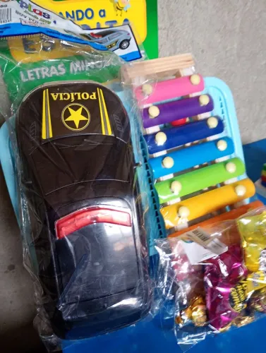 Brinquedos meninos