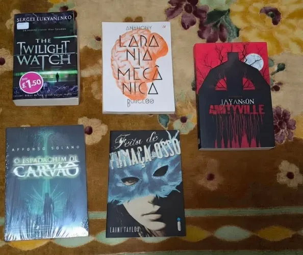 Lote livros darkside fantasia amytville laranja mecanica