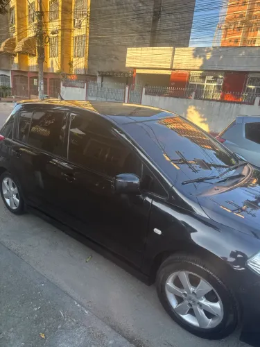 Nissan Tiida SL 1.8/1.8 Flex 16V Mec. 2012