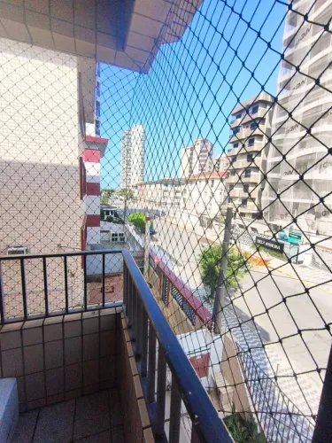 Imóvel para venda possui 75 metros quadrados com 2 quartos em Aviação - Praia Grande - SP