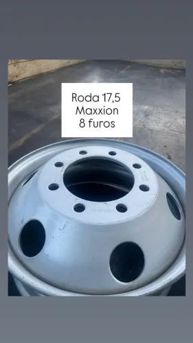 Roda 17,5  8 furos  roda F4000