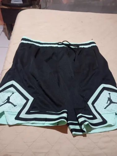 Calsao tamanho 4xl serve pra quem e bem gordinho troco ou venda leia