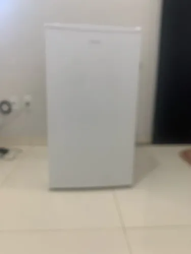 FRIGOBAR SEMI-NOVO