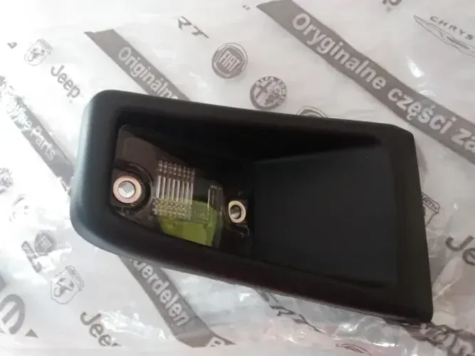 Lanterna Luz Placa Direito Fiat Strada 2004 2020 7091042