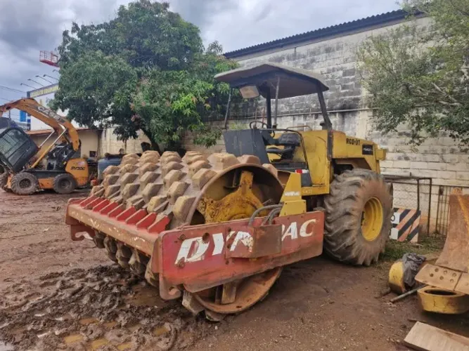 Rolo Compactador Dynapac 1999 CA25 Operacional