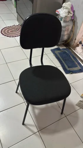 Vendo cadeira de escritório e afins