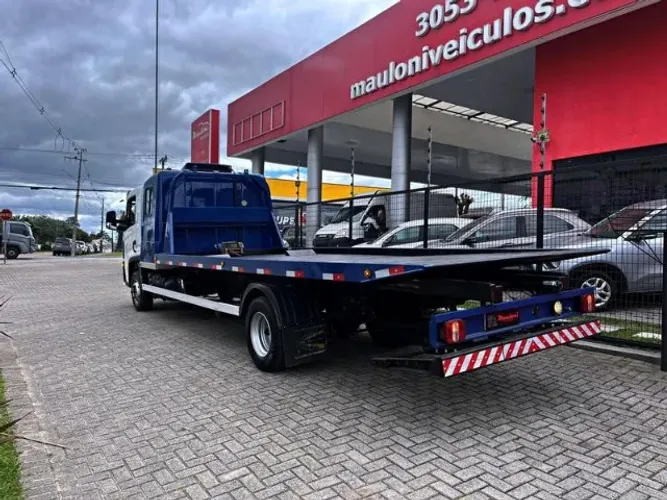 11-180 Delivery Prime 2023 com Plataforma Guincho 6m, Asa Delta e Cabine Suplementar