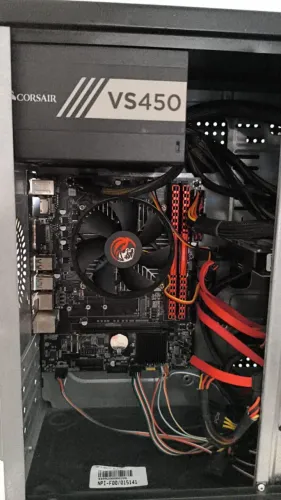 PC Gamer / Home Office Intel i3 8350K 4.0GHz - 8GB DDR4 Corsair - Fonte Corsair 450W
