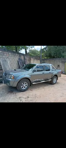 Nissan Frontier Se/se Strik/one CD 4X4 2.8 Dies 2005