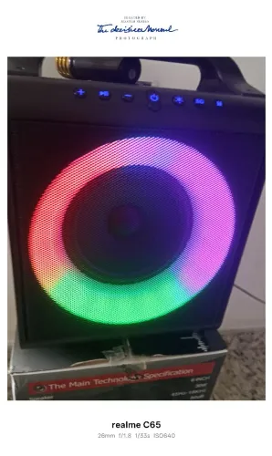 Caixa bluetooth , karaokê 250$ , não entrego 