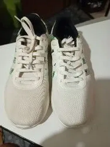 Tênis Adidas tamanho 37