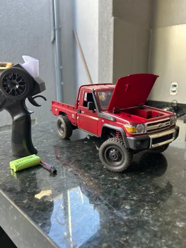Miniaturas 1/24 e RC Crawler