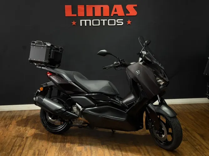 Xmax 300 Marrom 2026 ABS.