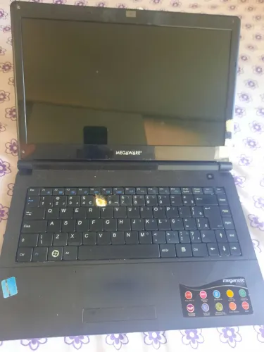 Notebook Megaware retirada de peças 