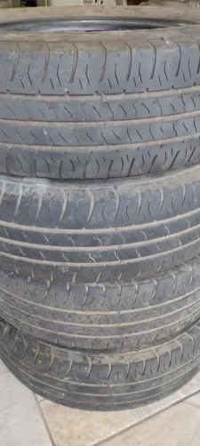 4 pneus Goodyear 175/70/13