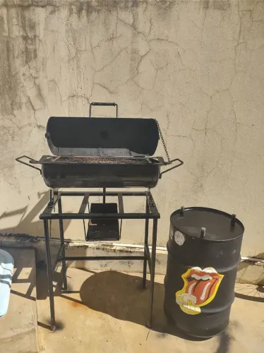 Churrasqueira gourmet - Tambor com chaminé