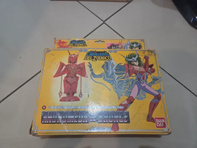 Shun de Andrômeda Cavaleiros do Zodiaco Bandai