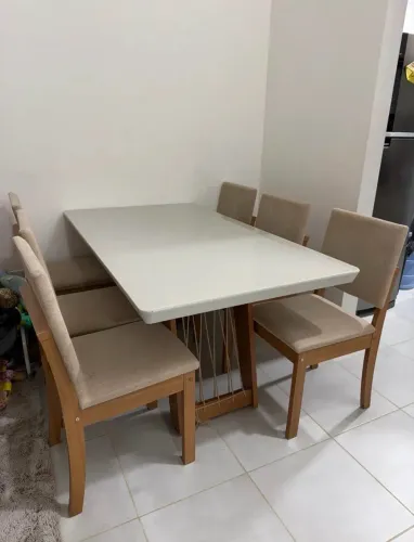 Mesa de jantar 6 lugares
