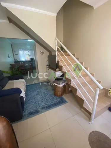 Casa à venda em Jacareí-SP: 2 quartos, 1 sala, 2 banheiros, 1 vaga de garagem, 60,00 m² no