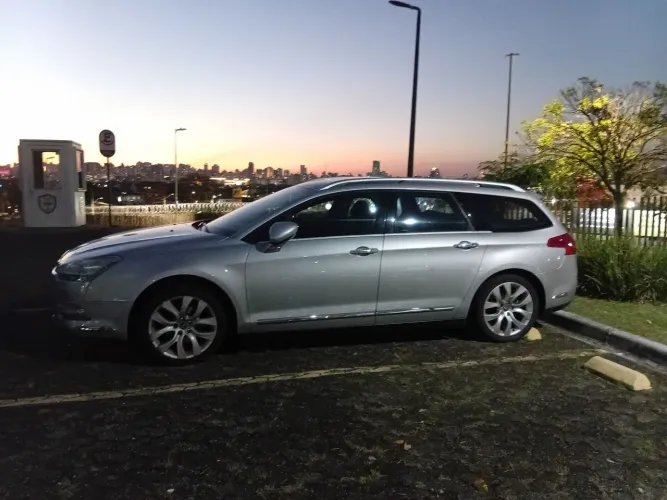 Citroen C5 Tourer Exclusive 2.0 16V 5P Aut. 2010