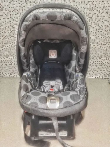 Cadeira para bebê com base para automóvel removível Peg-Pérego 13 Kg Seminovo Ótimo Estado