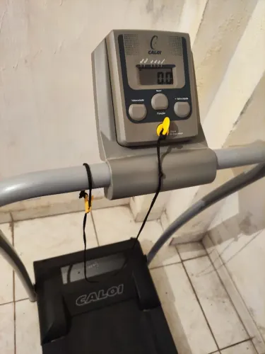 Esteira Elétrica ergométrica Caloi ! Até 100kg,8 kmh!